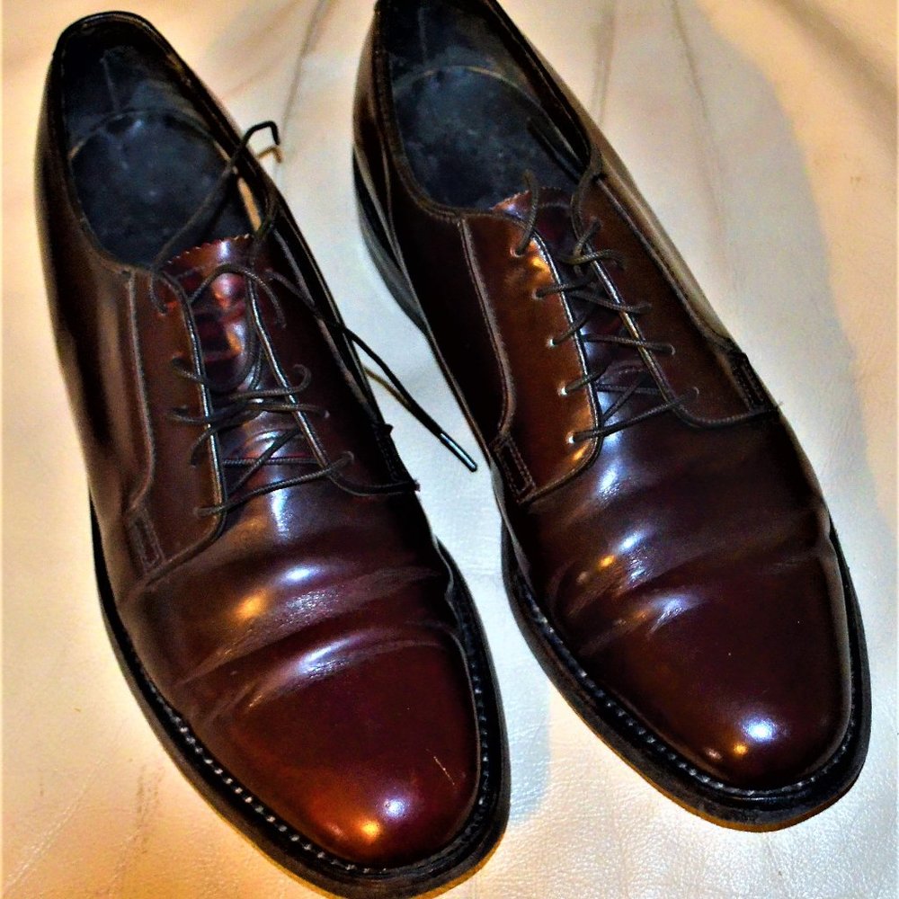 FLORSHEIM 8.5D BURGUNDY PLAIN TOE DRESS SHOES